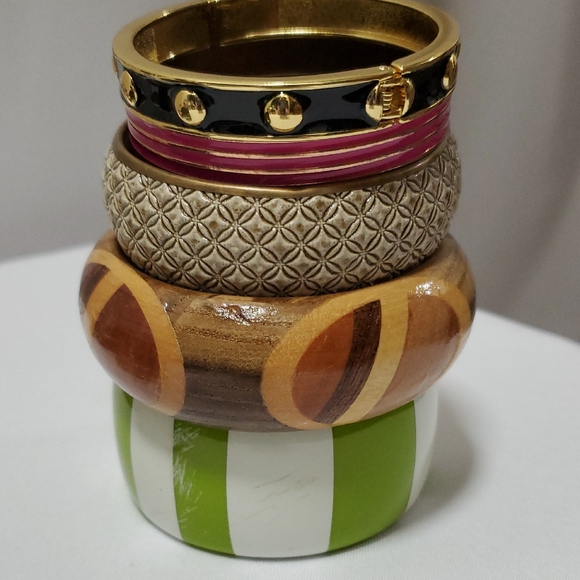 Vintage Jewelry - Vintage Gold and Multicolor Bracelet Collection